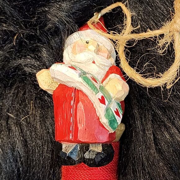 Eddie Walker Midwest of Cannon Falls Santa & Quilt on Spool of Thread Ornament - Picture 4 of 8